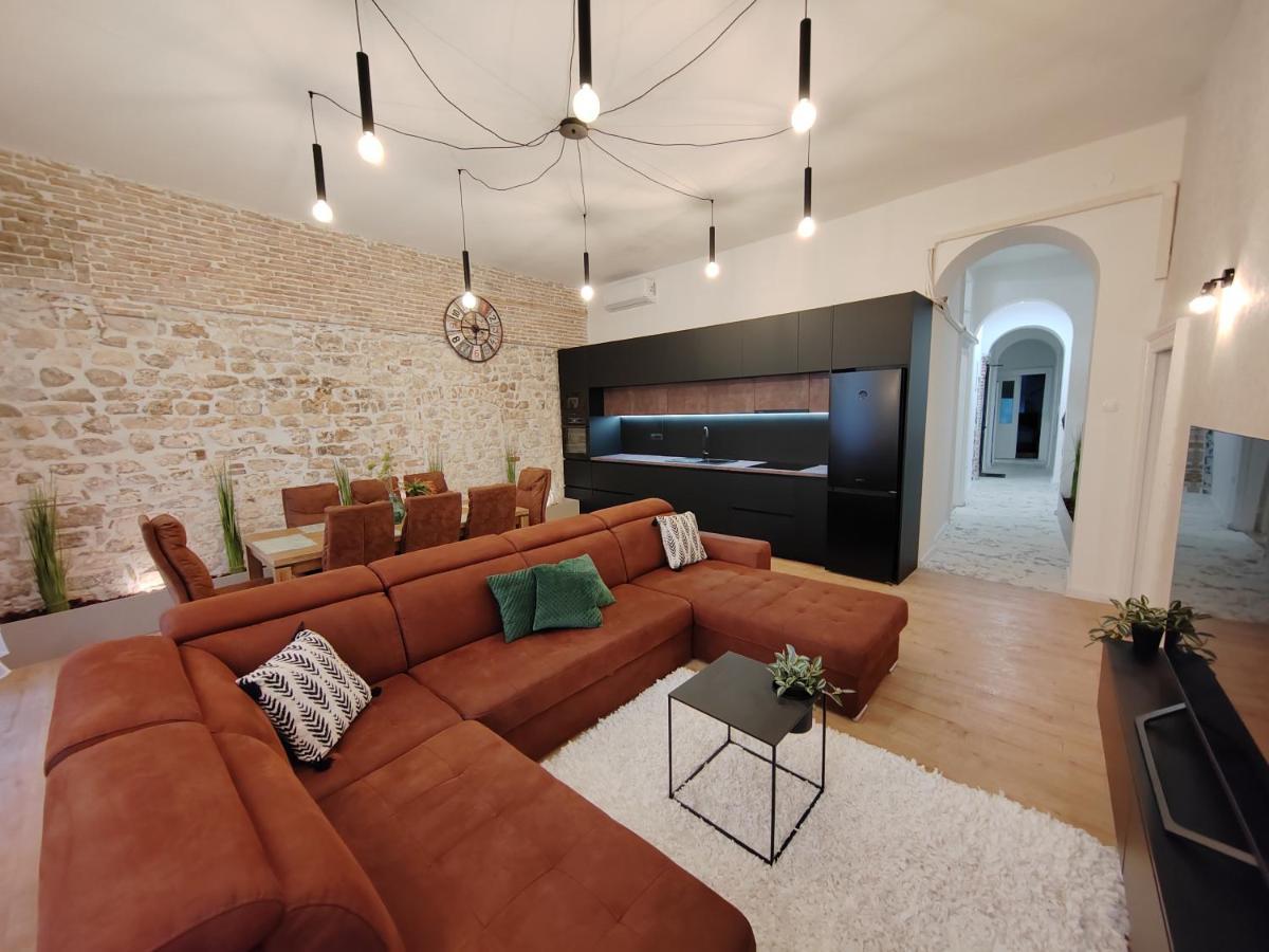 Town Square Apartment Zadar Dış mekan fotoğraf