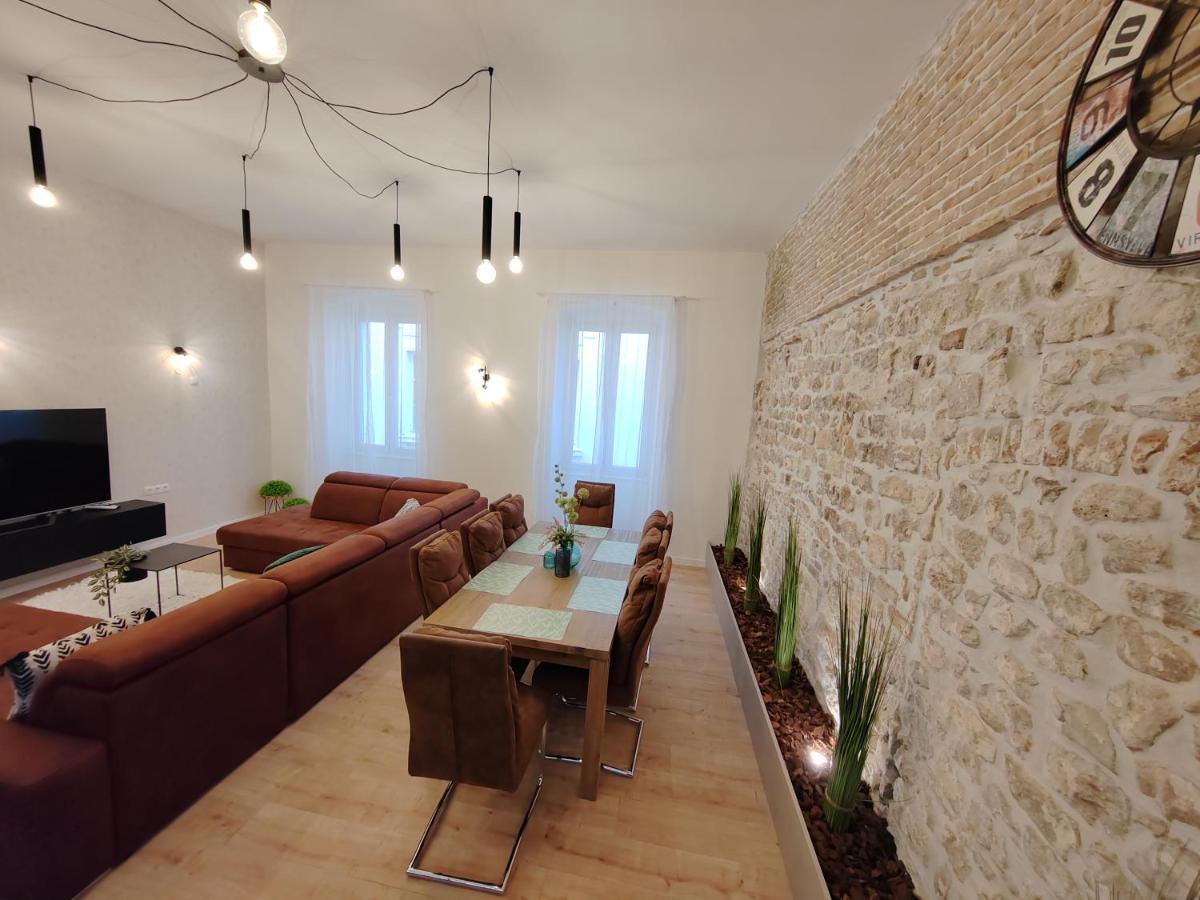 Town Square Apartment Zadar Dış mekan fotoğraf